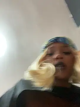 TIFFANYYSTAR online show from 30, 10, 2025