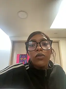 TIFFANYYSTAR online show from 11, 9, 2025