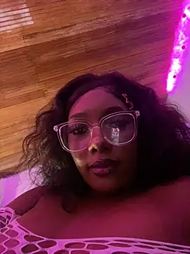 TIFFANYYSTAR online show from 3, 6, 2026
