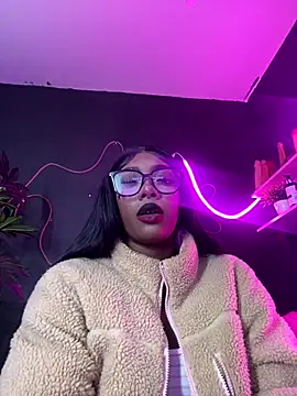 TIFFANYYSTAR online show from 28, 11, 2025