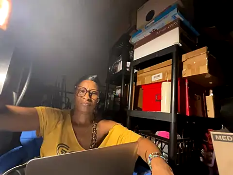 Snapshot of wynterheat chatting on 20, 9, 2025 wynterheat online show from 20, 9, 2025
