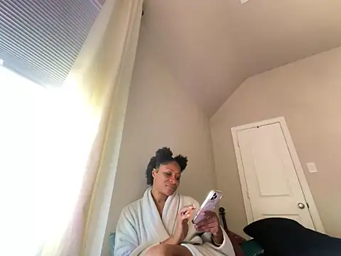 wynterheat online show from 8, 11, 2025