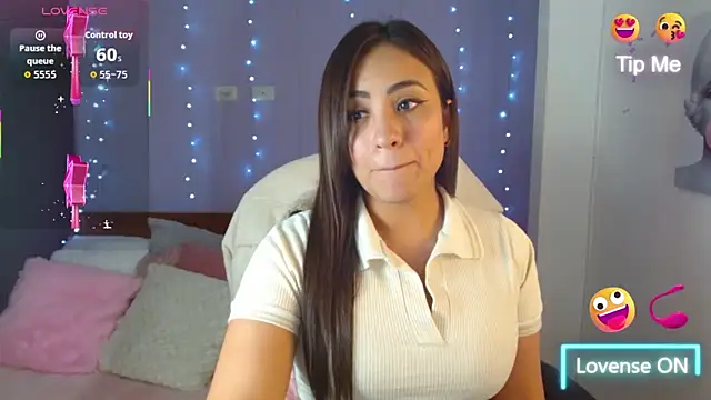 Snapshot of Paulina_627 chatting on 10, 9, 2025 Paulina 627 online show from 10, 9, 2025