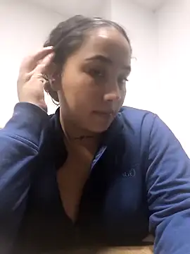 Ayla martinez online show from 5, 3, 2025