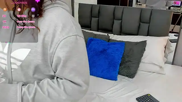 Ayla martinez online show from 27, 2, 2025