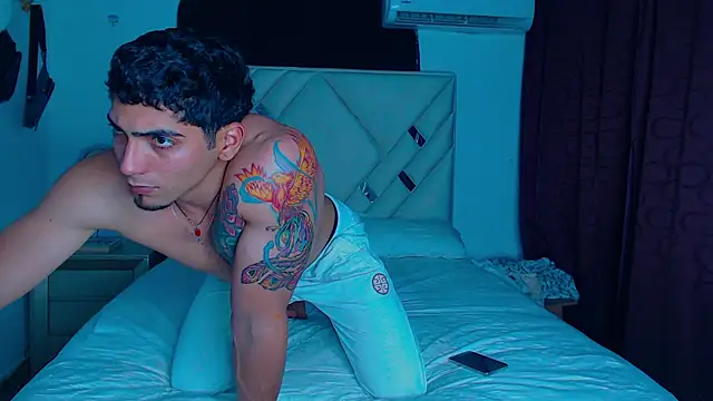 Rich boy01 online show from 12, 2, 2025
