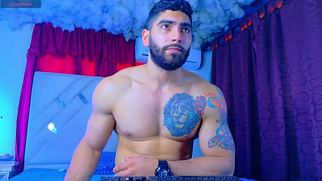 Rich boy01 online show from 14, 5, 2026