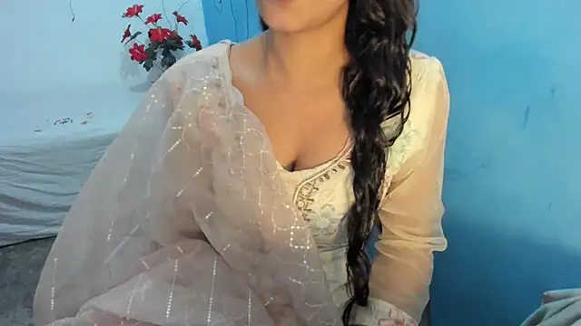 Snapshot of aarjulove chatting on 21, 11, 2025 aarjulove online show from 21, 11, 2025