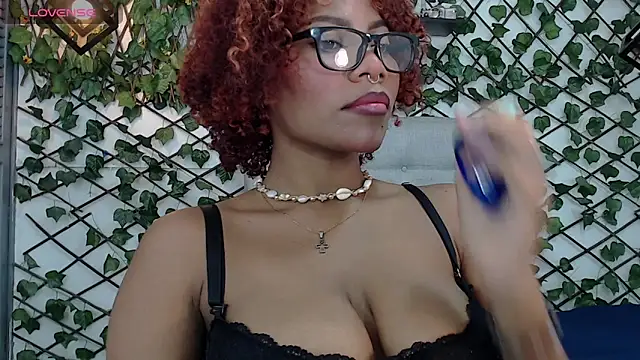 Snapshot of rous-55 chatting on 18, 2, 2025 rous-55 online show from 18, 2, 2025