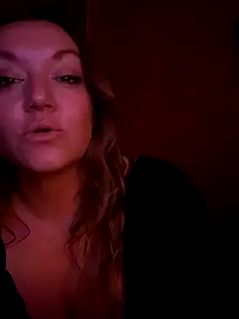 Snapshot of SummerV91 chatting on 9, 9, 2025 SummerV91 online show from 9, 9, 2025