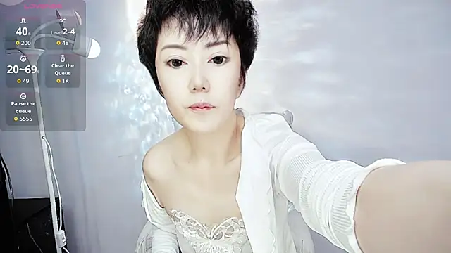 9ering-Er online show from 28, 10, 2025