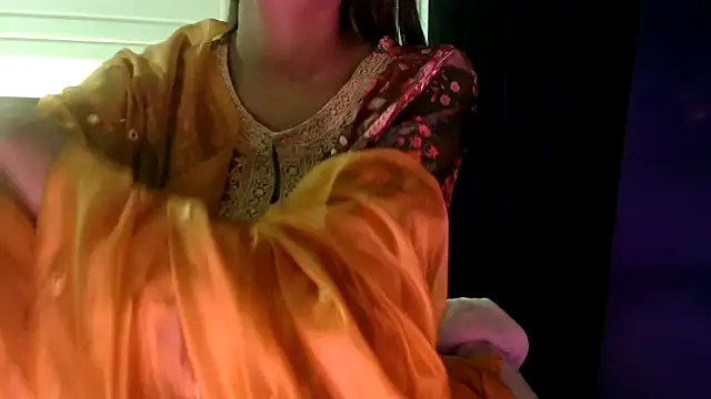 chhui mui online show from 14, 4, 2026