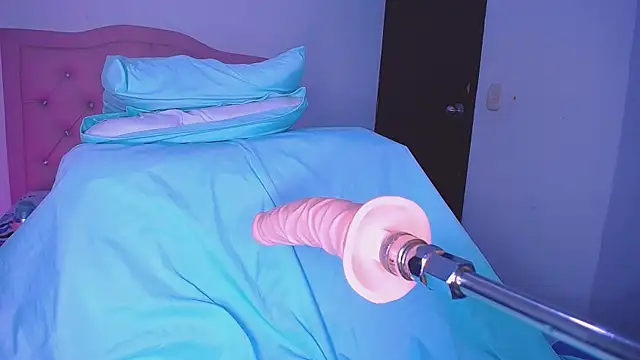 Ariss-hot online show from 12, 2, 2026