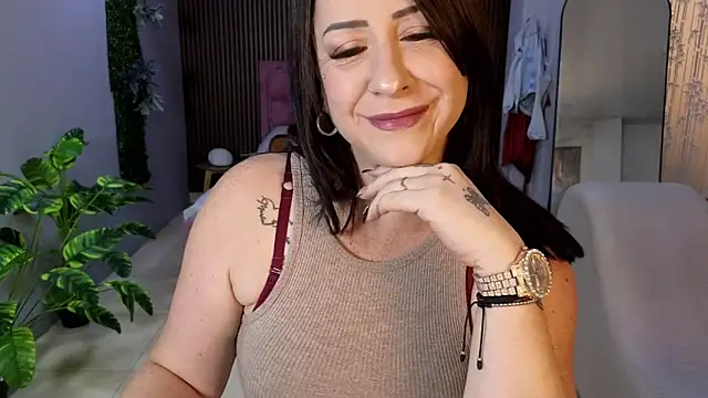 camil milfdream online show from 9, 5, 2026