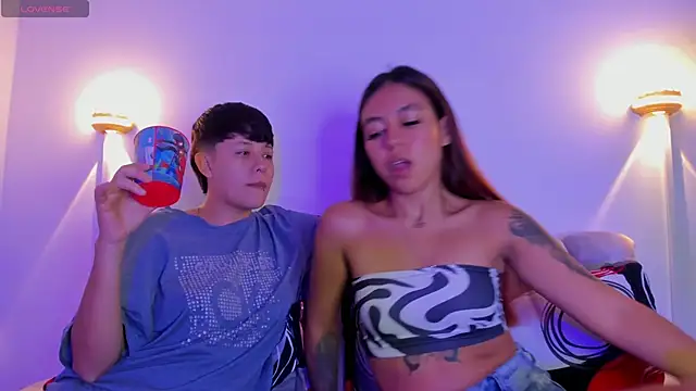 violet casper  online show from 29, 10, 2025