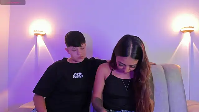 violet casper  online show from 22, 10, 2025