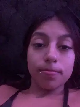 violet casper  online show from 28, 2, 2025