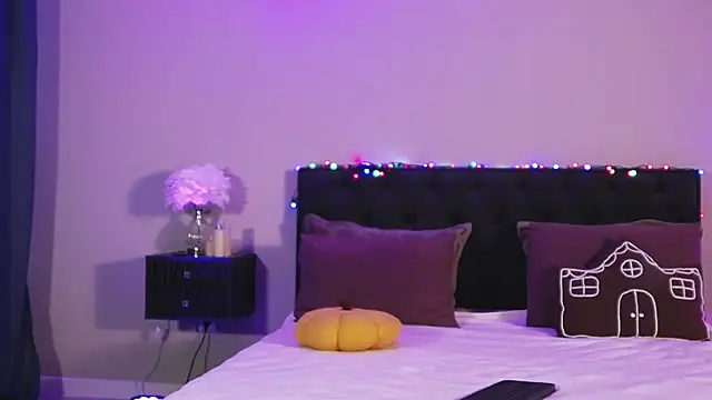 Denise Garciia online show from 3, 4, 2026