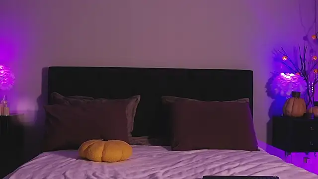 Snapshot of Denise_Garciia chatting on 28, 11, 2025 Denise Garciia online show from 28, 11, 2025