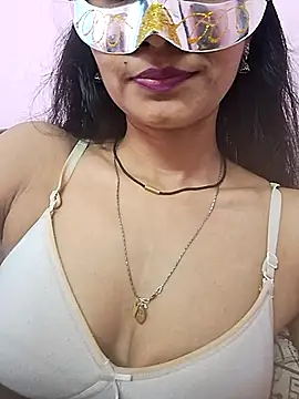 Snapshot of Nandinip2706 chatting on 24, 5, 2026 Nandinip2706 online show from 24, 5, 2026