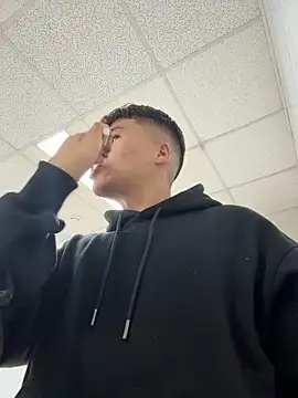 Logan smith1 online show from 23, 4, 2026