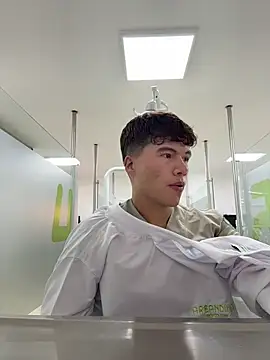 Logan smith1 online show from 13, 2, 2026