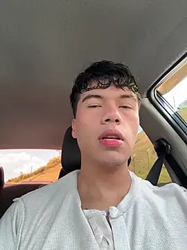 Logan smith1 online show from 15, 10, 2025