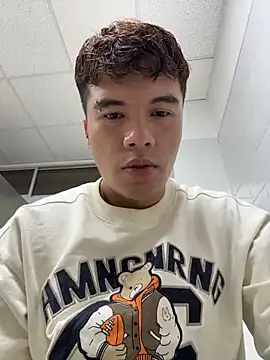 Logan smith1 online show from 18, 3, 2026