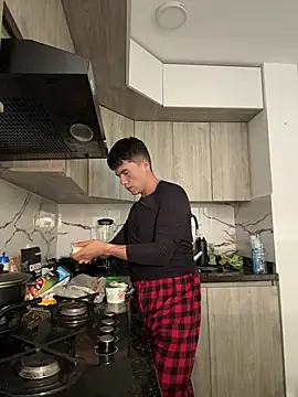 Logan smith1 online show from 19, 4, 2026