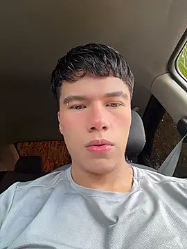Logan smith1 online show from 13, 7, 2026
