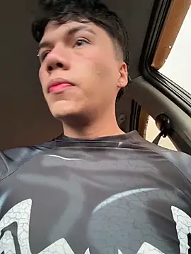 Logan smith1 online show from 17, 10, 2025