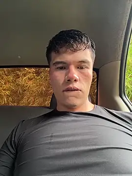 Snapshot of Logan_smith1 chatting on 8, 5, 2026 Logan smith1 online show from 8, 5, 2026