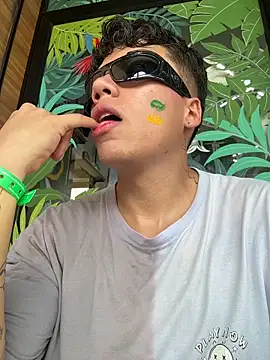 Logan smith1 online show from 10, 11, 2025