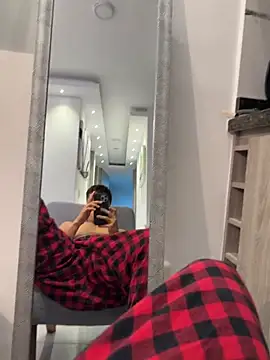 Logan smith1 online show from 9, 4, 2026