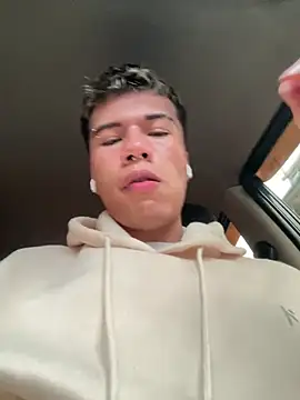 Logan smith1 online show from 20, 3, 2025