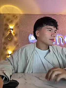 Logan smith1 online show from 16, 10, 2025