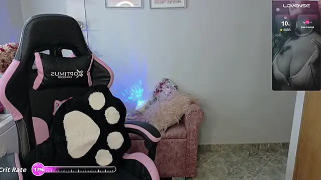 Snapshot of Melannyy_ chatting on 10, 5, 2026 Melannyy online show from 10, 5, 2026