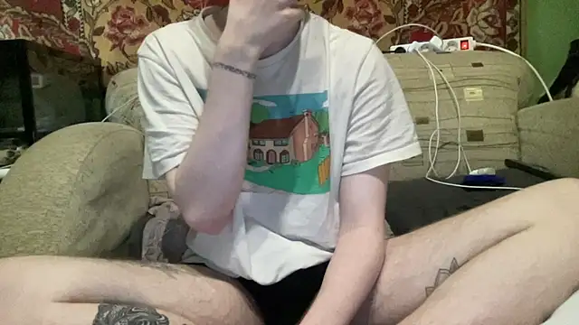 Snapshot of tyler_8x chatting on 9, 3, 2025 tyler 8x online show from 9, 3, 2025