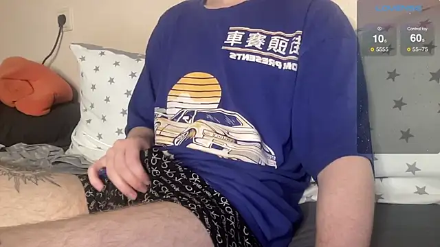 Snapshot of tyler_8x chatting on 11, 12, 2024 tyler 8x online show from 11, 12, 2024