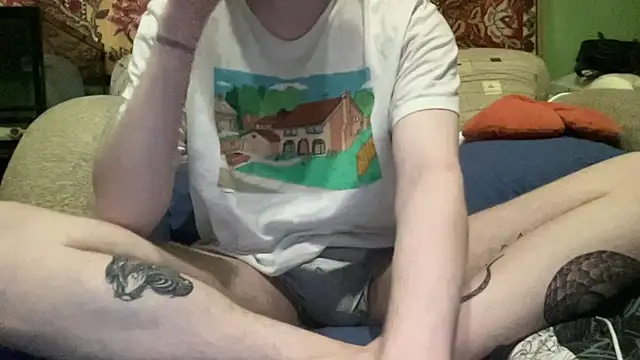 Snapshot of tyler_8x chatting on 13, 3, 2025 tyler 8x online show from 13, 3, 2025