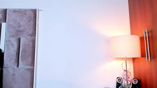 Snapshot of Nia_Bunny chatting on 2, 6, 2026 Nia Bunny online show from 2, 6, 2026