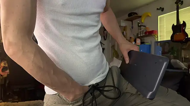 deadpi online show from 21, 4, 2026