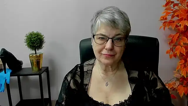 IrisDream online show from 10, 3, 2025