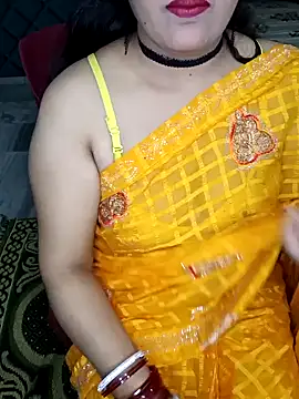 Cute-Raashii online show from 6, 2, 2025