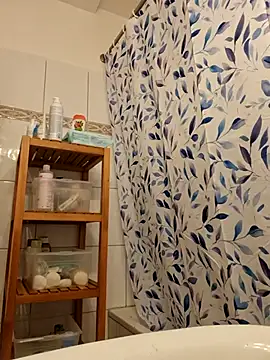 Josephine LIVE online show from 28, 11, 2025