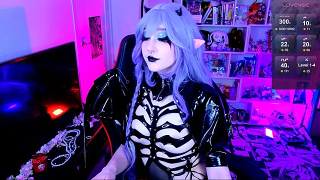 Snapshot of Aki__Ra chatting on 14, 6, 2026 Aki Ra online show from 14, 6, 2026