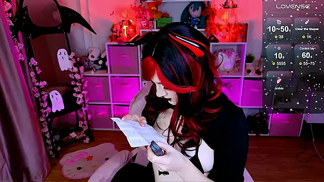 Aki  Ra online show from 11, 11, 2025