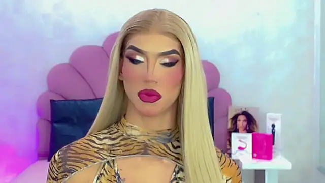 briana sex32 online show from 12, 4, 2026