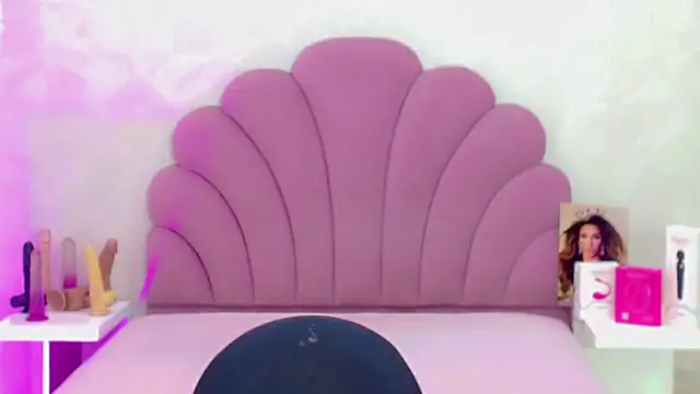 briana sex32 online show from 7, 3, 2026