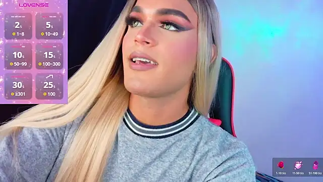 Snapshot of AllisonsweetZ chatting on 17, 11, 2025 AllisonsweetZ online show from 17, 11, 2025